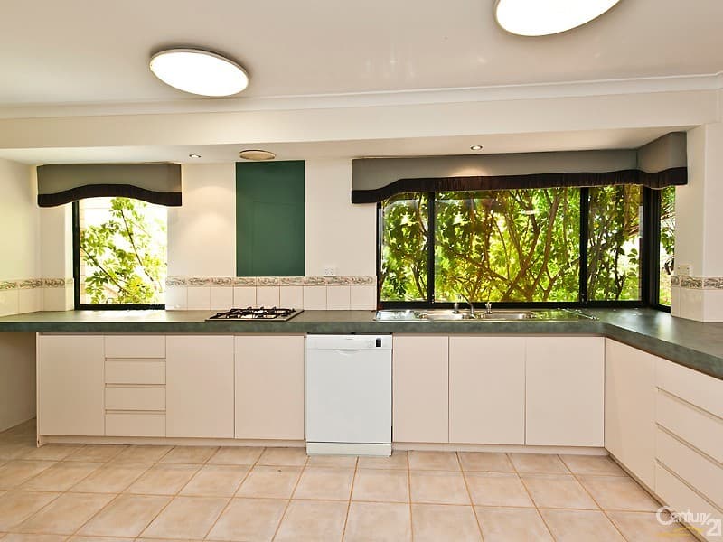 16 Oakleigh Drive, Erskine, WA, 6210, Erskine - Thumbnail 5