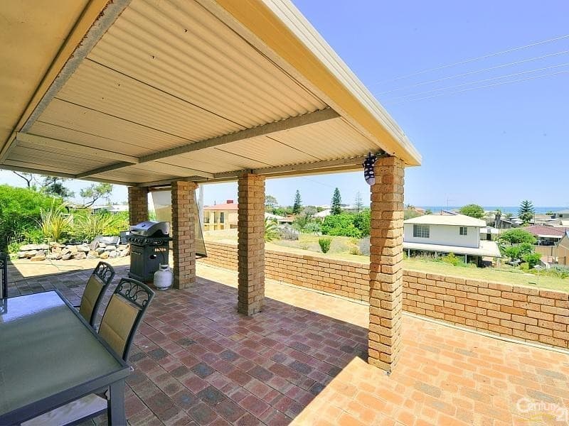 16 Karinga Road, San Remo, WA, 6210, San Remo - Thumbnail 2
