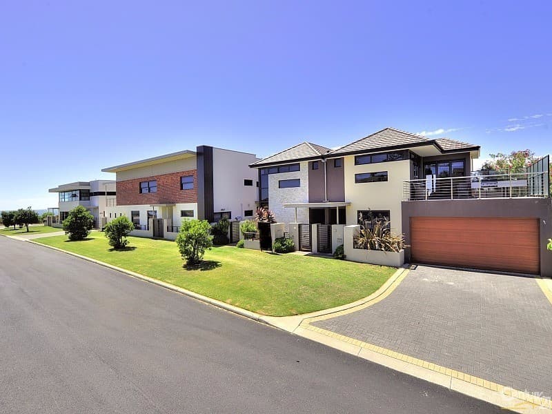 2/4 Elm Street, BAYSWATER, VIC, 3153, Bayswater - Thumbnail 2
