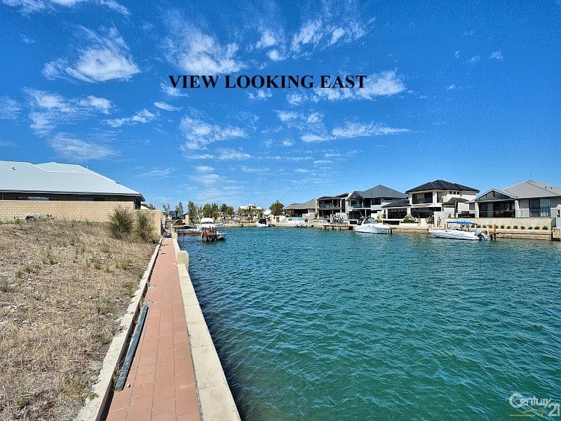 11 Arcadia Close, Dudley Park, WA, 6210, Dudley Park - Thumbnail 3
