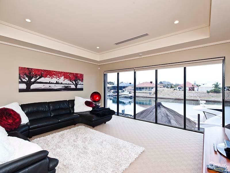44 Brindabella Crescent, Halls Head, WA, 6210, Halls Head - Thumbnail 8