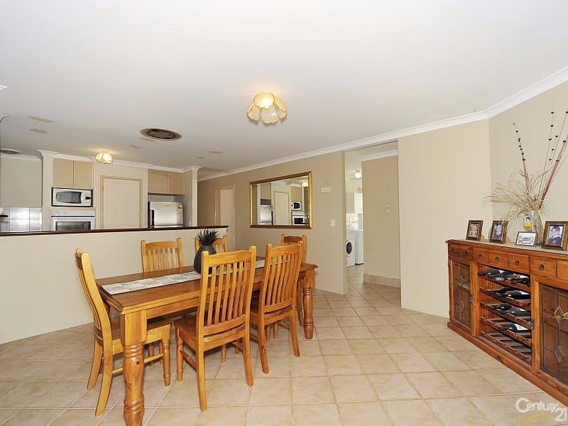 11 Fairway Crescent, Meadow Springs, WA, 6210, Meadow Springs - Thumbnail 6