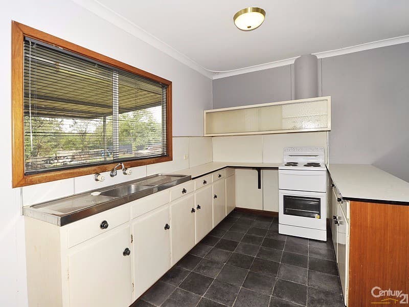 11 Paterson Road, Pinjarra, WA, 6208, Pinjarra - Thumbnail 4