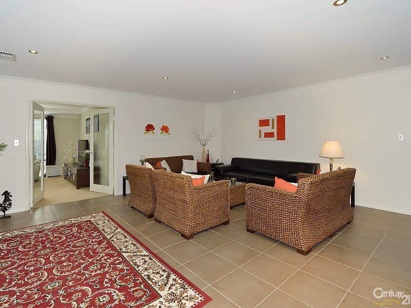 27 Buttercup Parkway, Halls Head, WA, 6210, Halls Head - Thumbnail 6