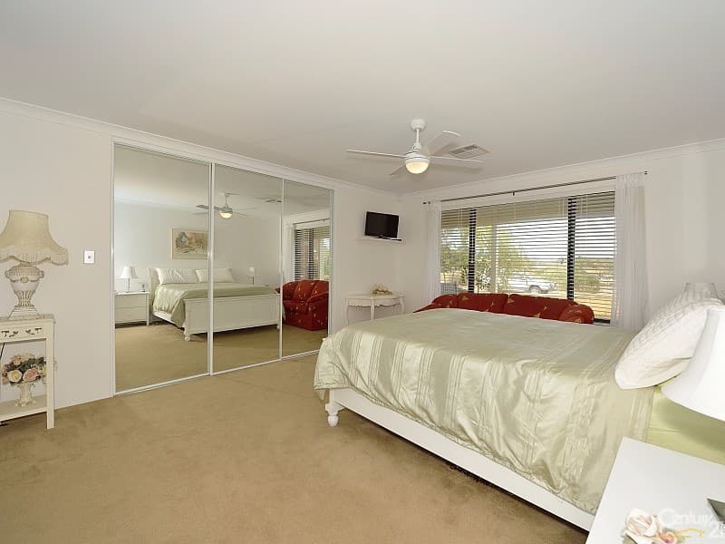 27 Buttercup Parkway, Halls Head, WA, 6210, Halls Head - Thumbnail 7