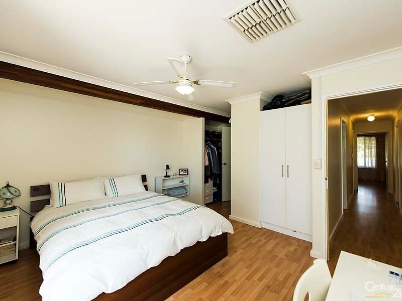 49 Carina Circle, Halls Head, WA, 6210, Halls Head - Thumbnail 3