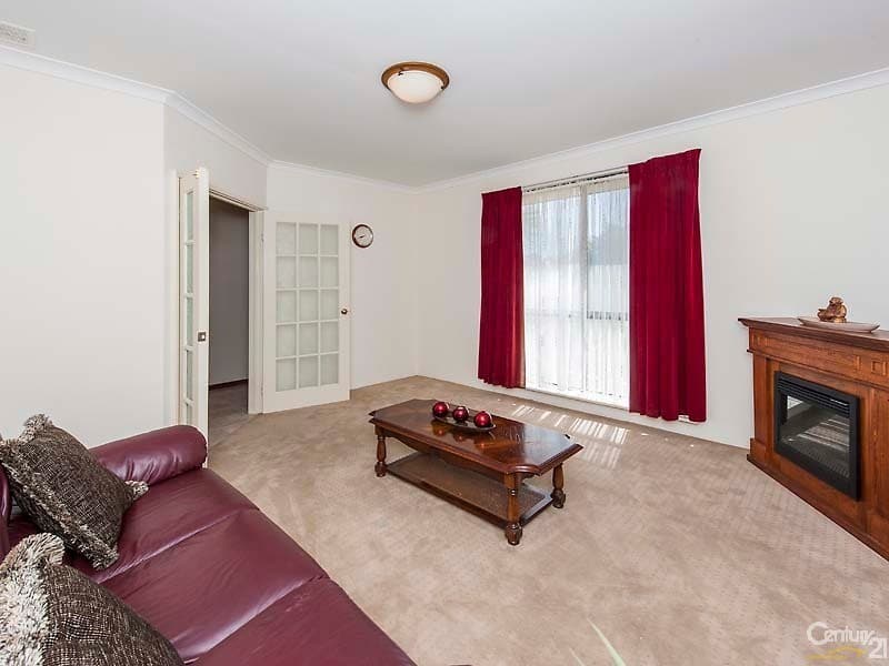 4 Eucalypt Close, Singleton, WA, 6175, Singleton - Thumbnail 2