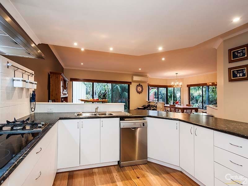 14 Boardwalk Boulevard, Halls Head, WA, 6210, Halls Head - Thumbnail 2
