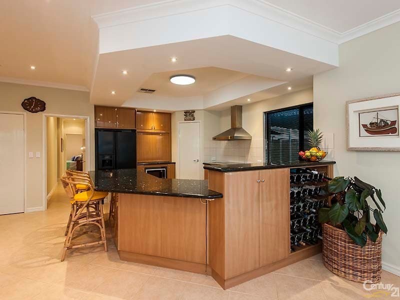 13 Solstraale Place, Halls Head, WA, 6210, Halls Head - Thumbnail 6