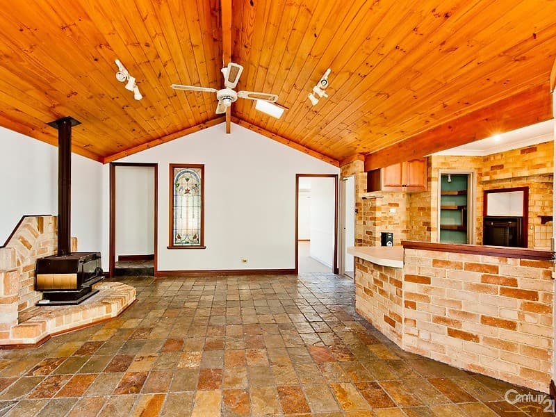 19 Silvertop Avenue, Halls Head, WA, 6210, Halls Head - Thumbnail 5