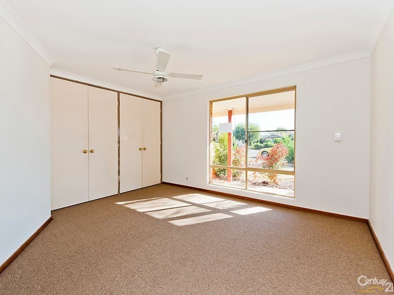 19 Silvertop Avenue, Halls Head, WA, 6210, Halls Head - Thumbnail 7