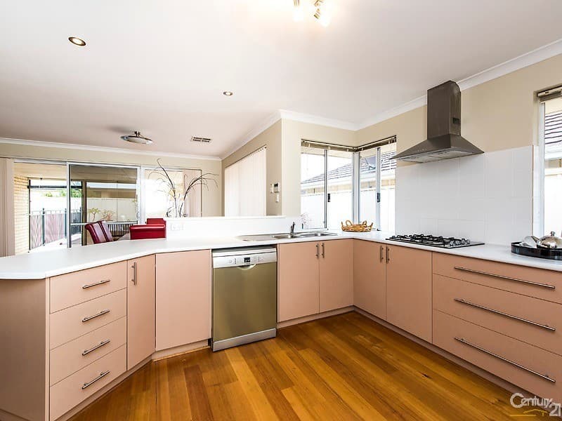 32 Jubata Gardens, Dudley Park, WA, 6210, Dudley Park - Thumbnail 5