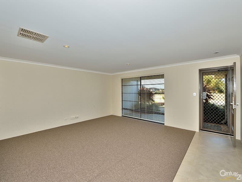 11 Karon Vista, Halls Head, WA, 6210, Halls Head - Thumbnail 2