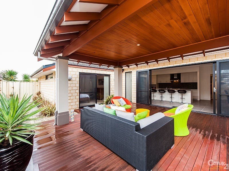 17 Jasper Way, Lakelands, WA, 6180, Lakelands - Thumbnail 3
