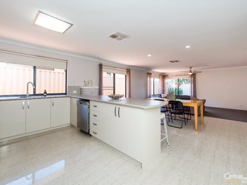 57A Portmarnock Circle, Halls Head, WA, 6210, Halls Head - Thumbnail 7