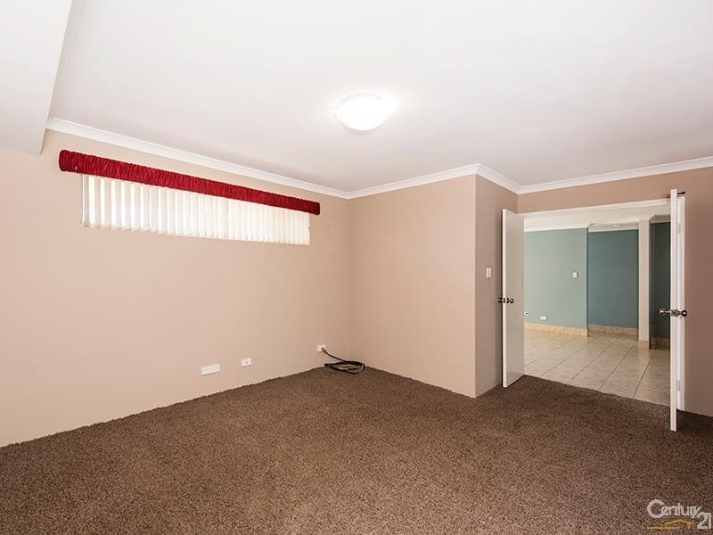 8 Evella Cove, Lakelands, WA, 6180, Lakelands - Thumbnail 3