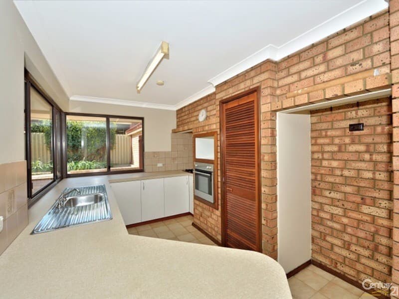 9 Stoner Court, Mandurah, WA, 6210, Mandurah - Thumbnail 2