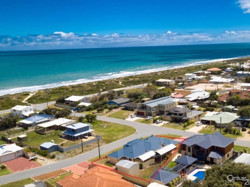 2 Gilmore Street, Madora Bay, WA, 6210, Madora Bay - Thumbnail 2