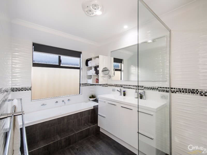 81 Peelwood Parade, Halls Head, WA, 6210, Halls Head - Thumbnail 7