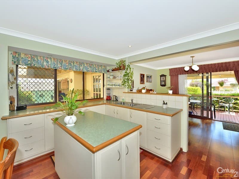 1 Albatross Close, Halls Head, WA, 6210, Halls Head - Thumbnail 2