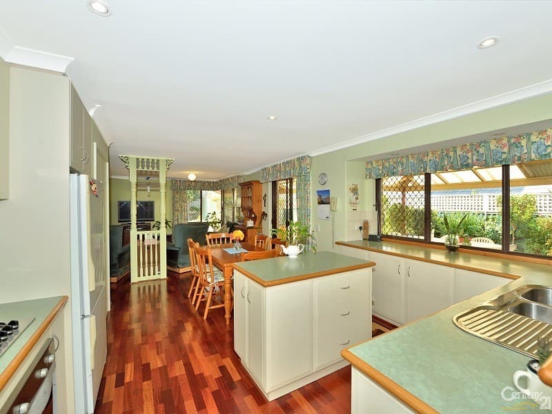 1 Albatross Close, Halls Head, WA, 6210, Halls Head - Thumbnail 3