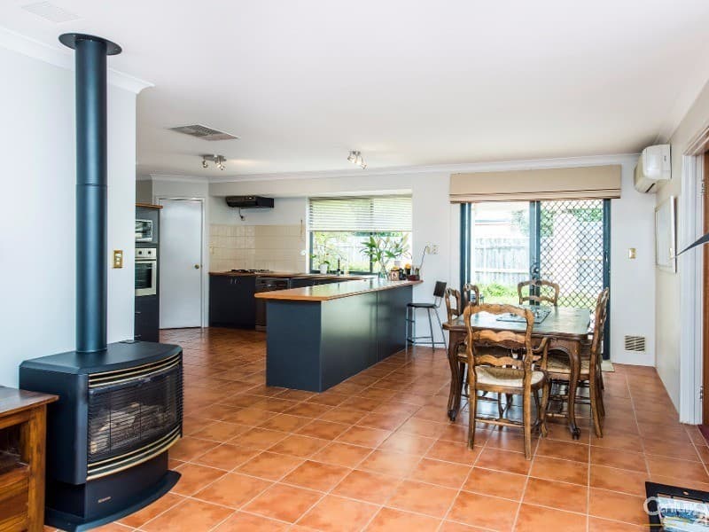 13 Montego Way, Halls Head, WA, 6210, Halls Head - Thumbnail 3
