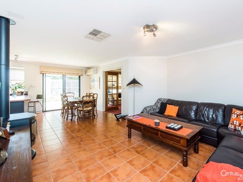 13 Montego Way, Halls Head, WA, 6210, Halls Head - Thumbnail 4