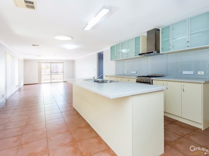 259 Peelwood Parade, Halls Head, WA, 6210, Halls Head - Thumbnail 3