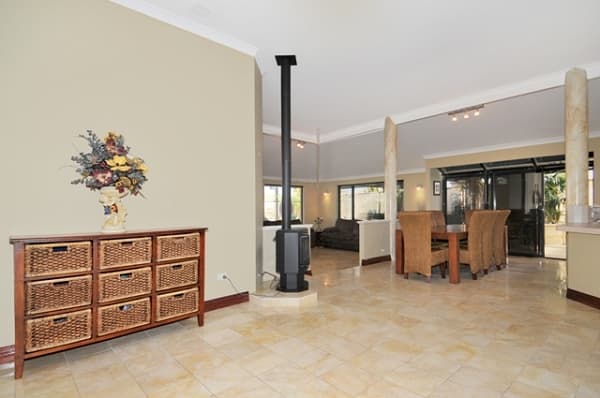 2 Cockatoo Close, Singleton, WA, 6175, Singleton - Thumbnail 3