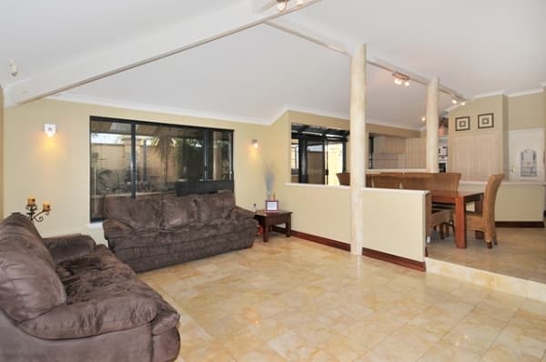 2 Cockatoo Close, Singleton, WA, 6175, Singleton - Thumbnail 4