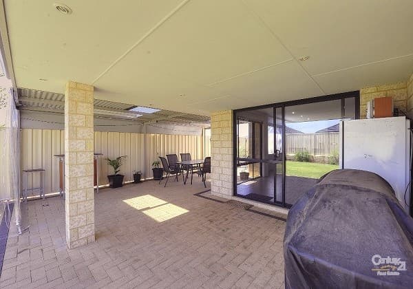 17 Highcliffe Circle, Lakelands, WA, 6210, Lakelands - Thumbnail 7