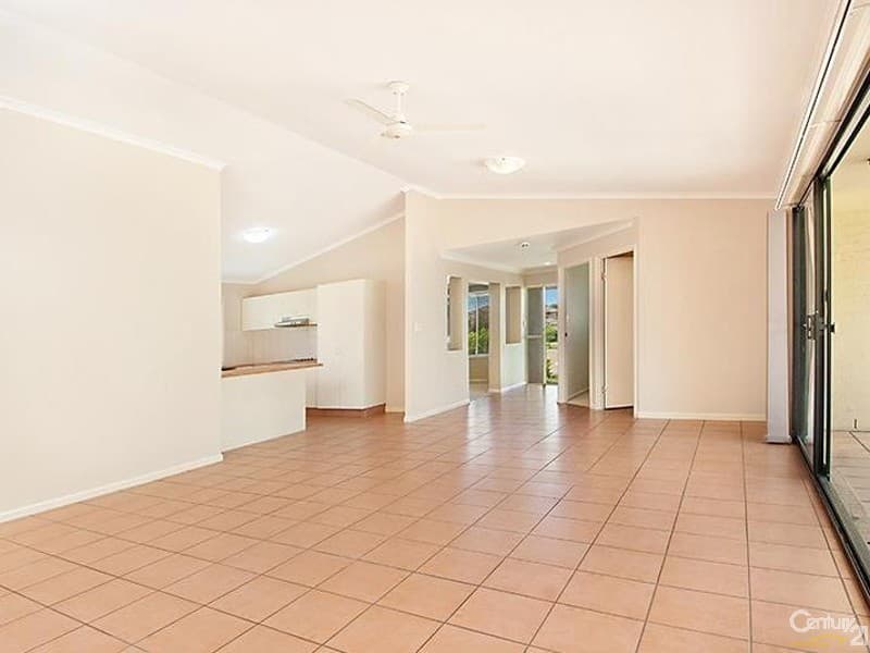 1/8 King Street, Buderim, QLD, 4556, Sippy Downs - Thumbnail 3