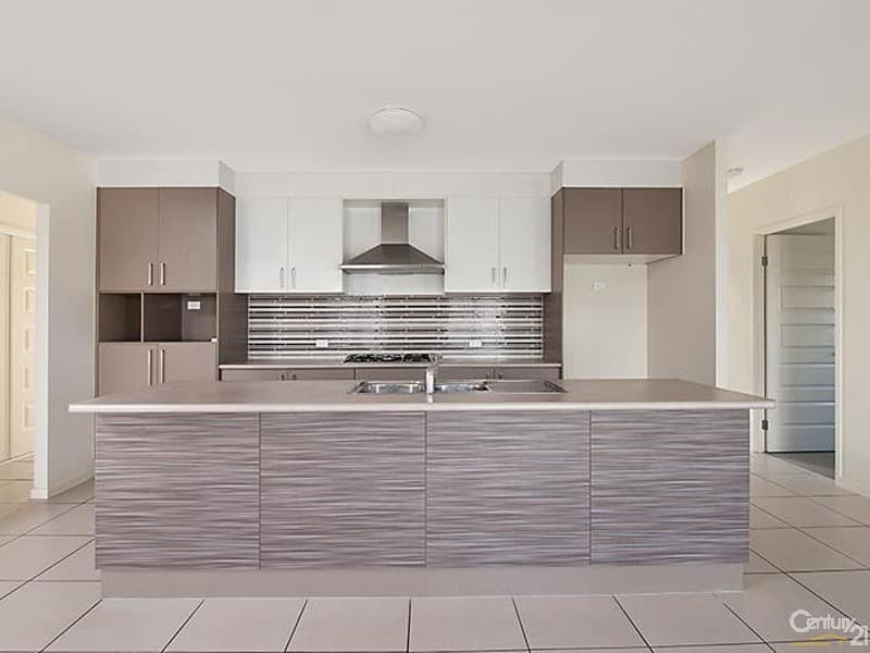 1/8 King Street, Buderim, QLD, 4556, Sippy Downs - Thumbnail 2
