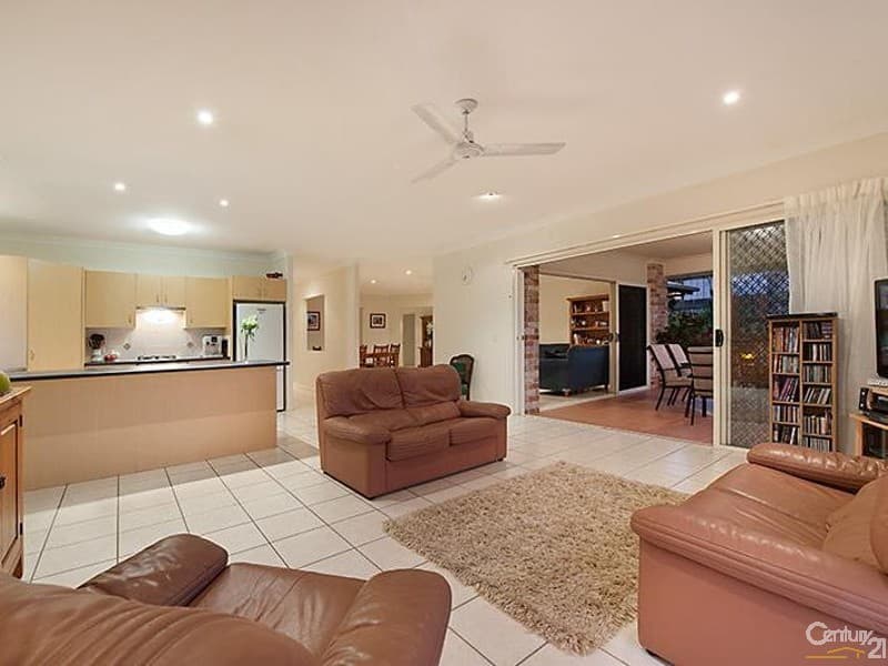 1/8 King Street, Buderim, QLD, 4556, Buderim - Thumbnail 2