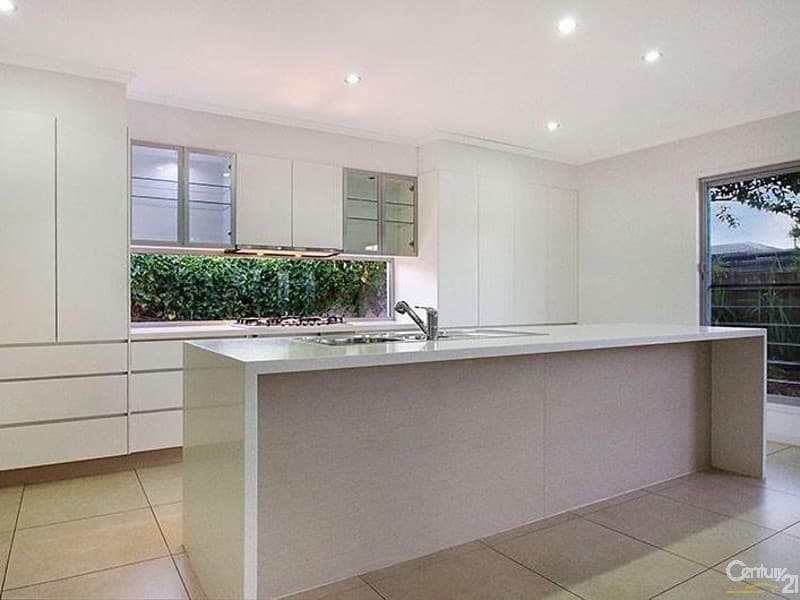 8 Lapoinya Crescent, Warana, QLD, 4575, Warana - Thumbnail 4