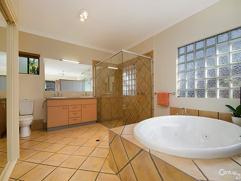 1/8 King Street, Buderim, QLD, 4556, Buderim - Thumbnail 5