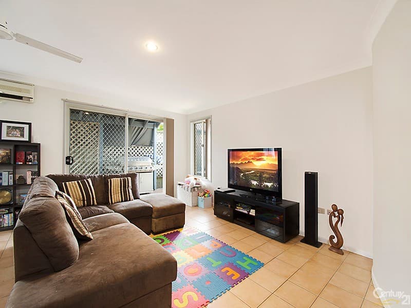 1/8 King Street, Buderim, QLD, 4556, Sippy Downs - Thumbnail 2