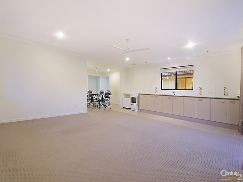 1/8 King Street, Buderim, QLD, 4556, Sippy Downs - Thumbnail 7