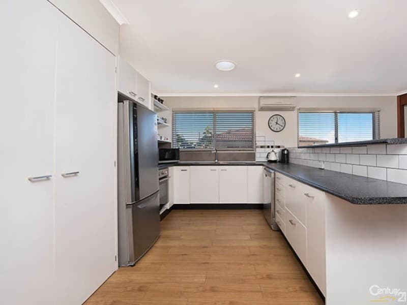 1/8 King Street, Buderim, QLD, 4556, Nambour - Thumbnail 4