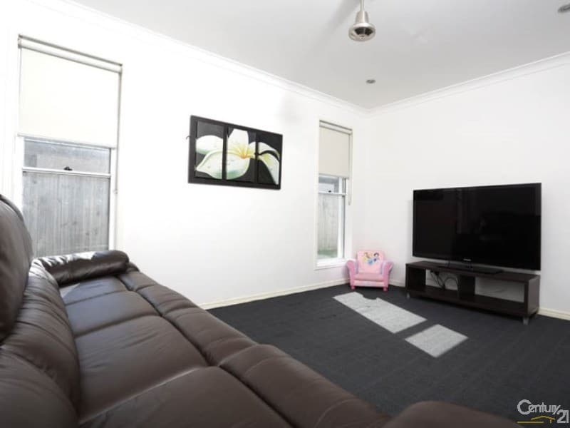 1/8 King Street, Buderim, QLD, 4556, Sippy Downs - Thumbnail 2