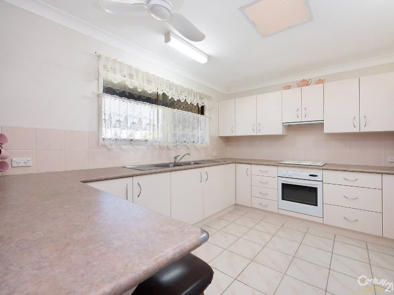 1/8 King Street, Buderim, QLD, 4556, Mooloolaba - Thumbnail 2