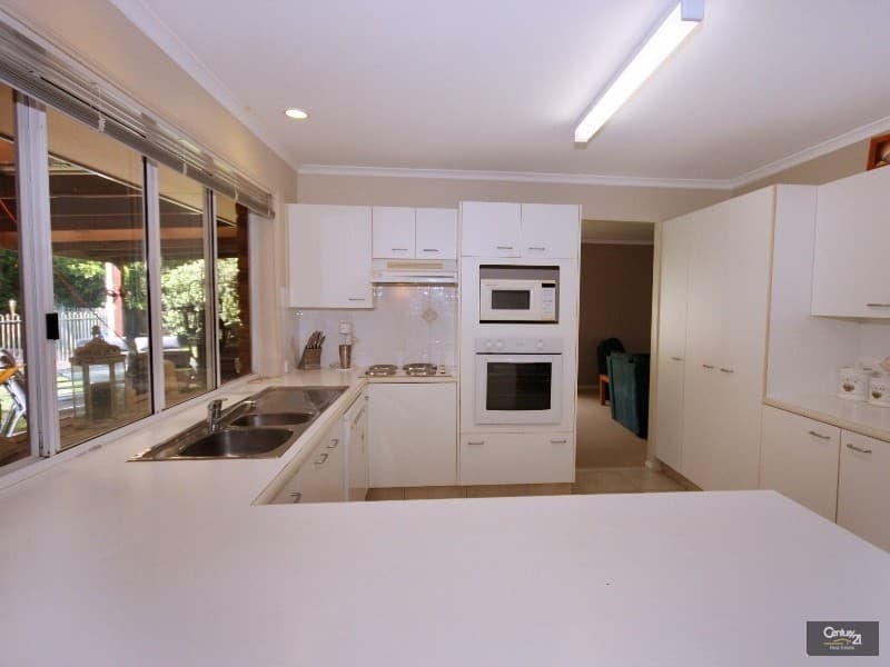 1/8 King Street, Buderim, QLD, 4556, Mountain Creek - Thumbnail 2