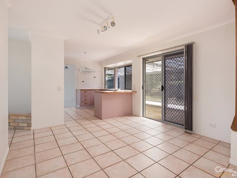 1/8 King Street, Buderim, QLD, 4556, Buderim - Thumbnail 2