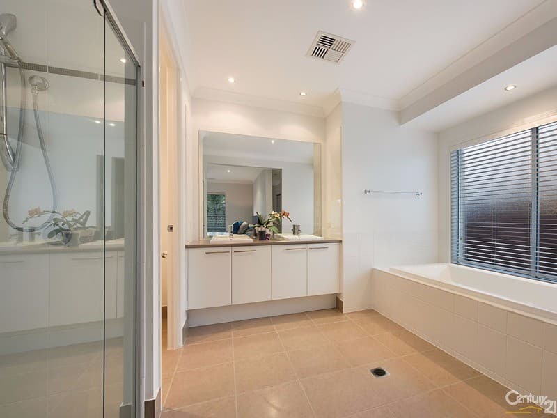 1/8 King Street, Buderim, QLD, 4556, Buderim - Thumbnail 8