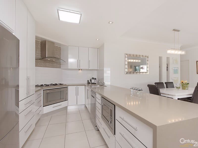 1/8 King Street, Buderim, QLD, 4556, Buderim - Thumbnail 2