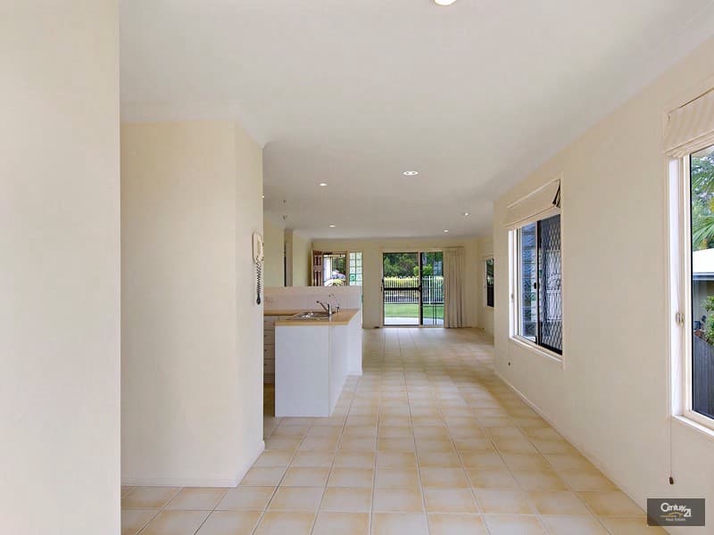 1/8 King Street, Buderim, QLD, 4556, Sippy Downs - Thumbnail 5