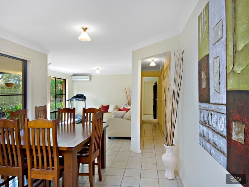 1/8 King Street, Buderim, QLD, 4556, Sippy Downs - Thumbnail 2