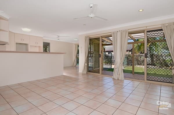1/8 King Street, Buderim, QLD, 4556, Buderim - Thumbnail 4
