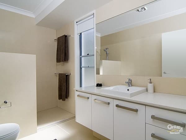 1/8 King Street, Buderim, QLD, 4556, Buderim - Thumbnail 5