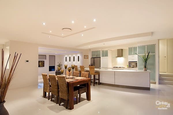 1/8 King Street, Buderim, QLD, 4556, Buderim - Thumbnail 2